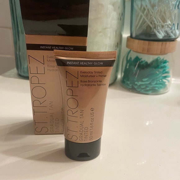 St. Tropez Skincare Nib St Tropez Everyday Tinted Moisturizer